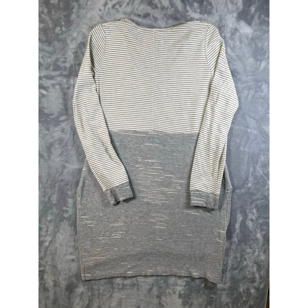 Anthropologie Devi Stripe Ribbed Tunic Top Gray White S Minimalist Cozy Casual - Picture 8 of 8